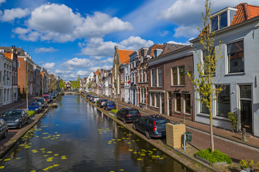 Wonen in Gouda: Een Complete Gids voor Nieuwkomers