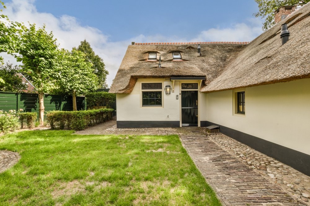 Historische Waarde en Culturele Betekenis van Rieten Daken